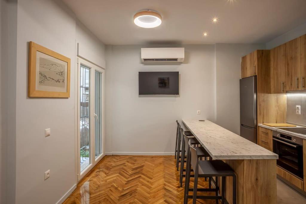 Karolou Ntil- Ground Floor Suite Thessaloniki Exterior photo