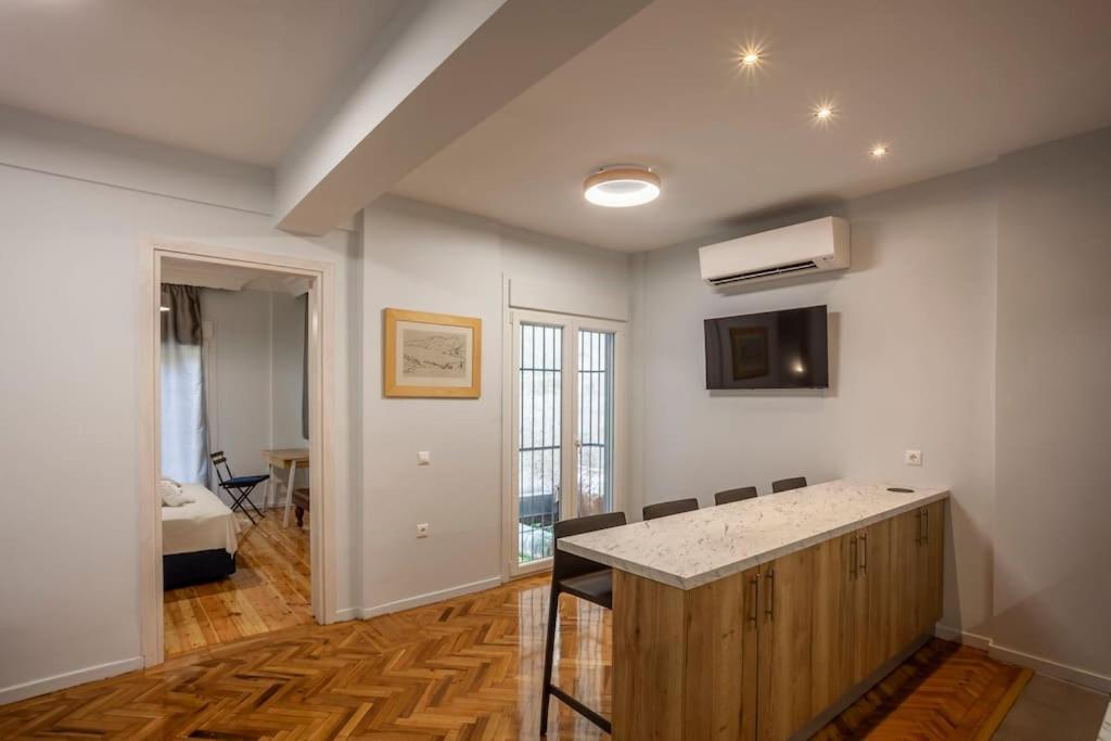 Karolou Ntil- Ground Floor Suite Thessaloniki Exterior photo